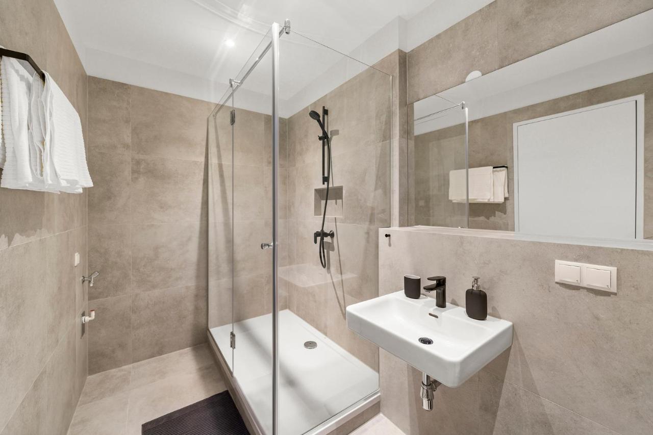 Vibestudio 405 - - Ac - Near Parking
